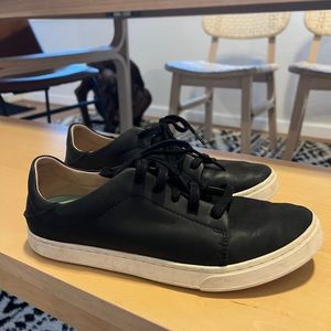 Olukai Pehuea Lī ‘Ili Women’s Leather Sneakers